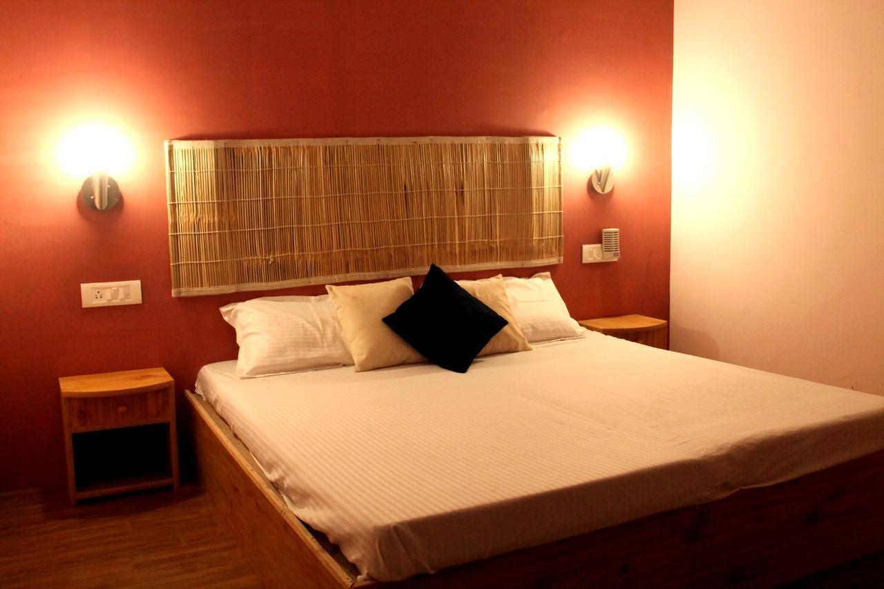 Bros Hostel Manali מראה חיצוני תמונה