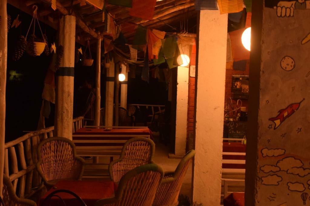 Bros Hostel Manali מראה חיצוני תמונה